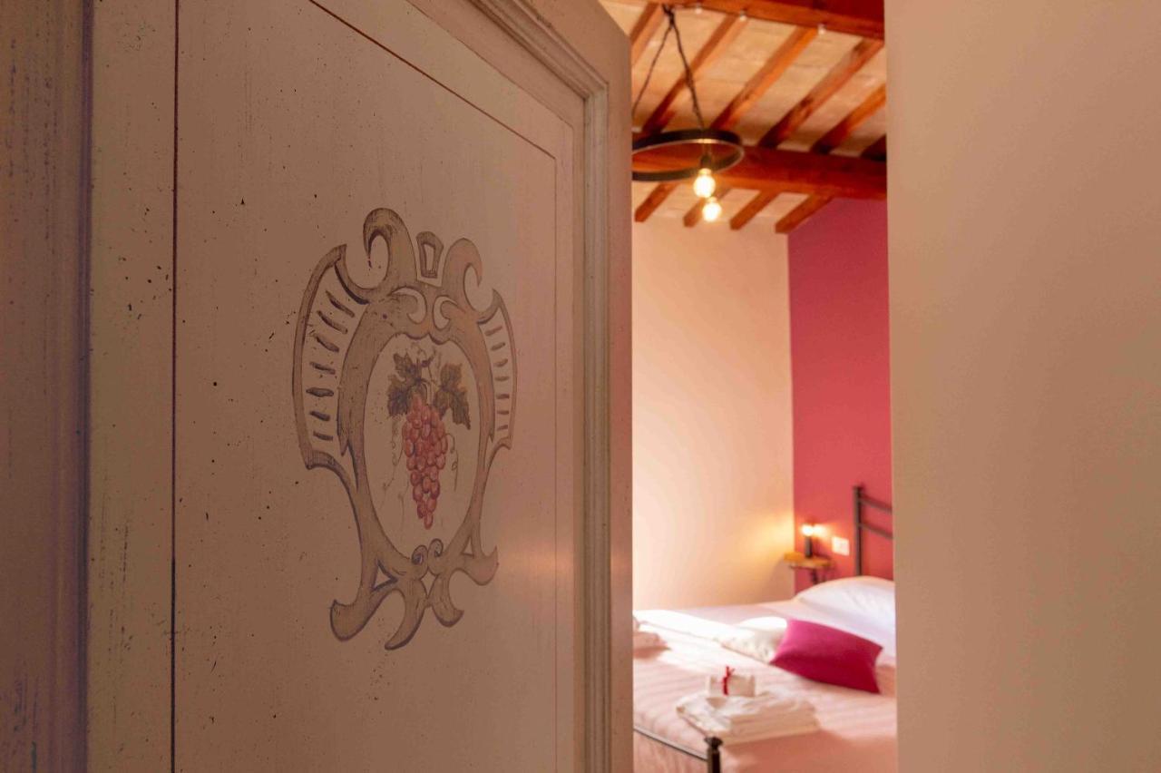 Torre Della Botonta Bed & Breakfast Castel Ritaldi Exterior photo