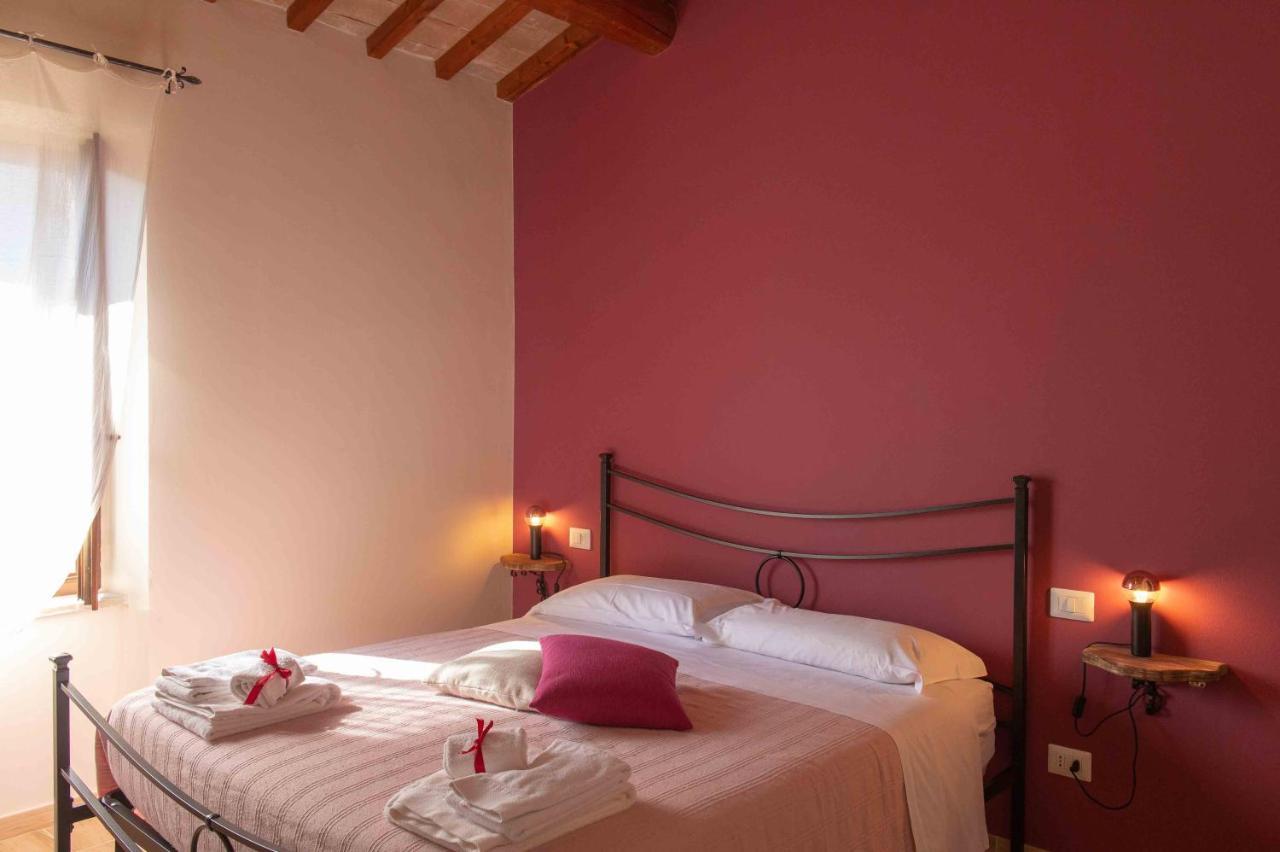 Torre Della Botonta Bed & Breakfast Castel Ritaldi Exterior photo